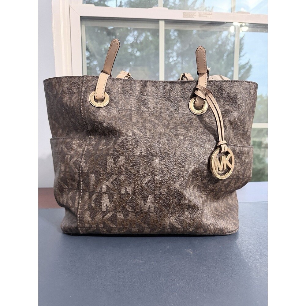 Michael Kors Tote MK Signature Shoulder Bag